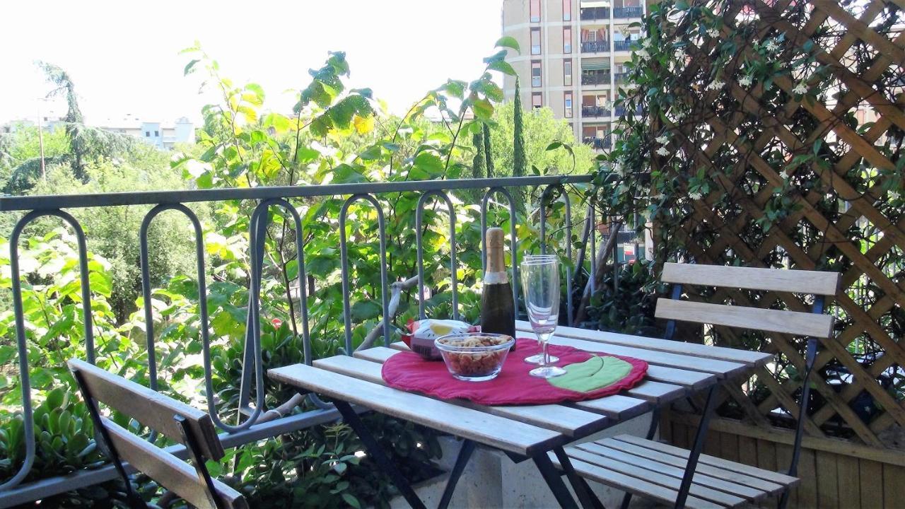 Apartmán A Casa Di Enza Řím Exteriér fotografie